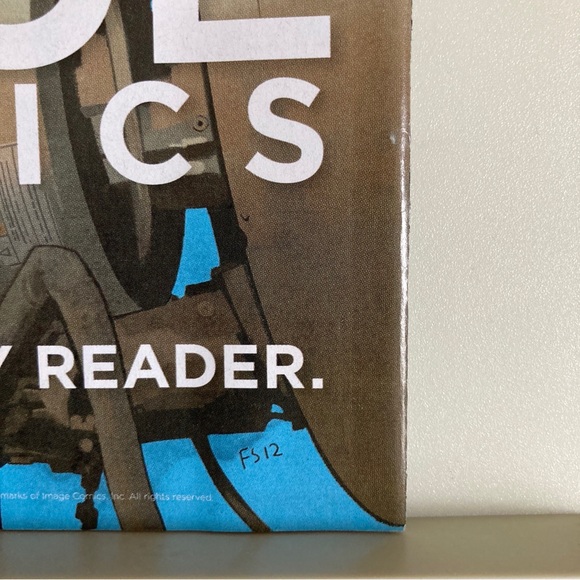 Image first Invincible #1 Comic - Picture 12 of 13